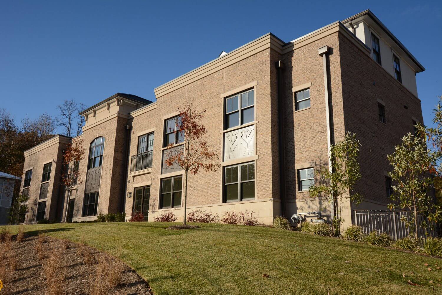 25 Mill Street Condominiums - Sonnenfeld + Trocchia Architects, P. A.